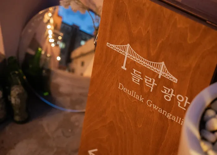 Apartment Deullak Gwangalli, 부산 가정집 감성숙소 *